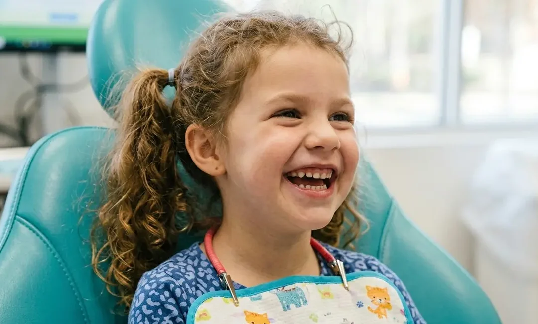 Cum pregătim viitorul dentar al copiilor noștri?